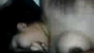 Lila Vòng sex phá trinh gái tây tay trong âm đạo