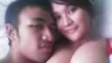 enxocate phim sex pha trinh con gai 43