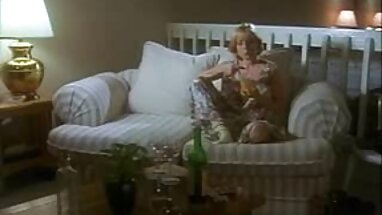 Tabitha của phim pha trinh xxx cuộc hành trình trên ghế sofa