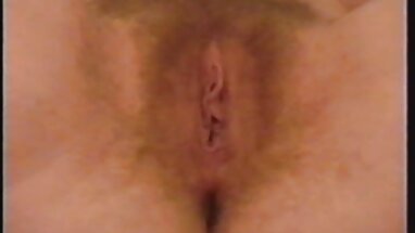 Blonndine phim sex phá trinh online Nga trong Xe