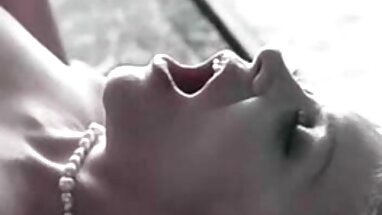 Thực bãi phim sex phá trinh biển ngực trần, dầy video
