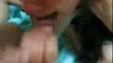 Cocks phim sex phá trinh 10 tuổi trong khi bị chạm vào
